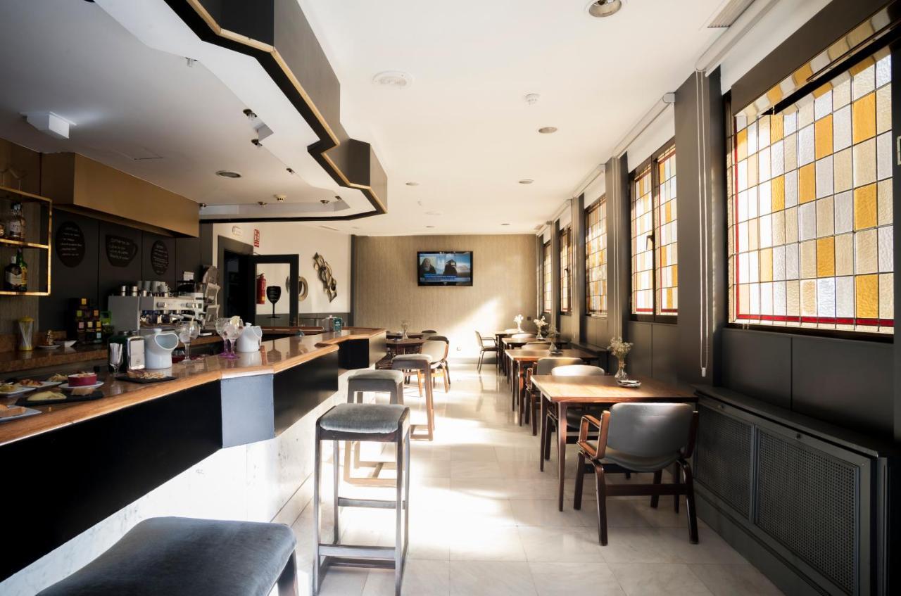 唐卡梅洛酒店 Ávila 外观 照片